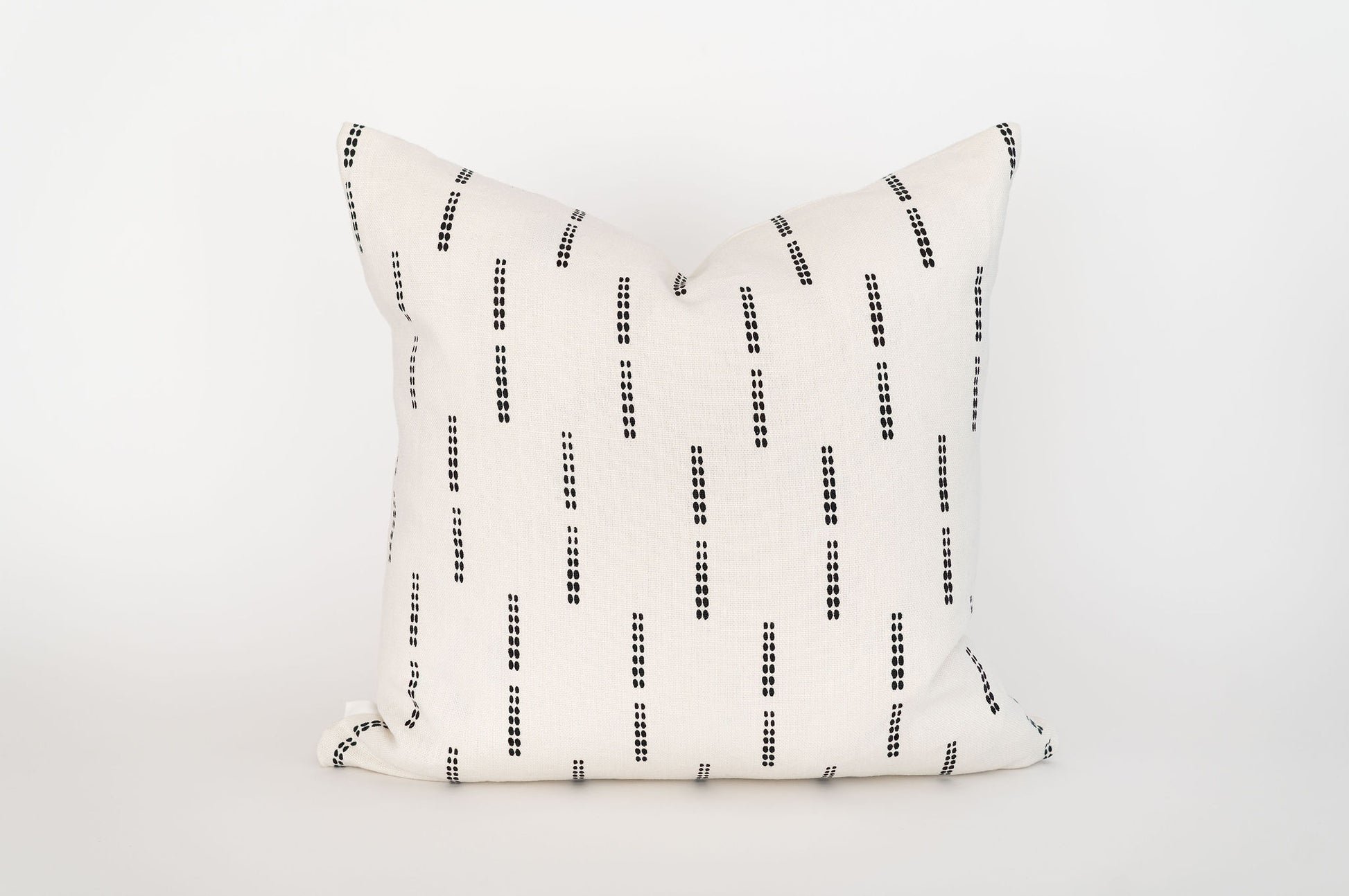 RIVI  PILLOW image 0