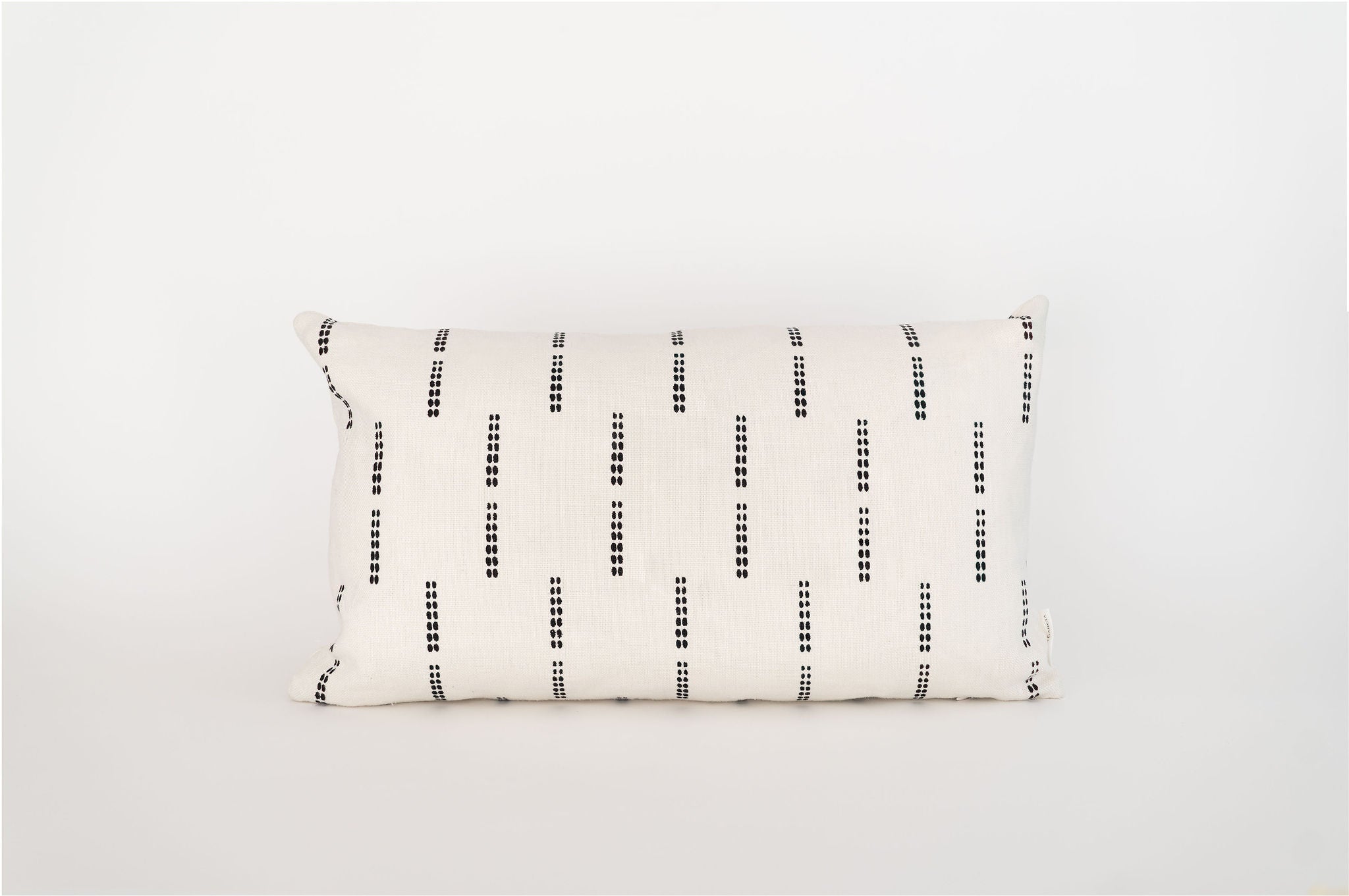 RIVI  PILLOW image 1