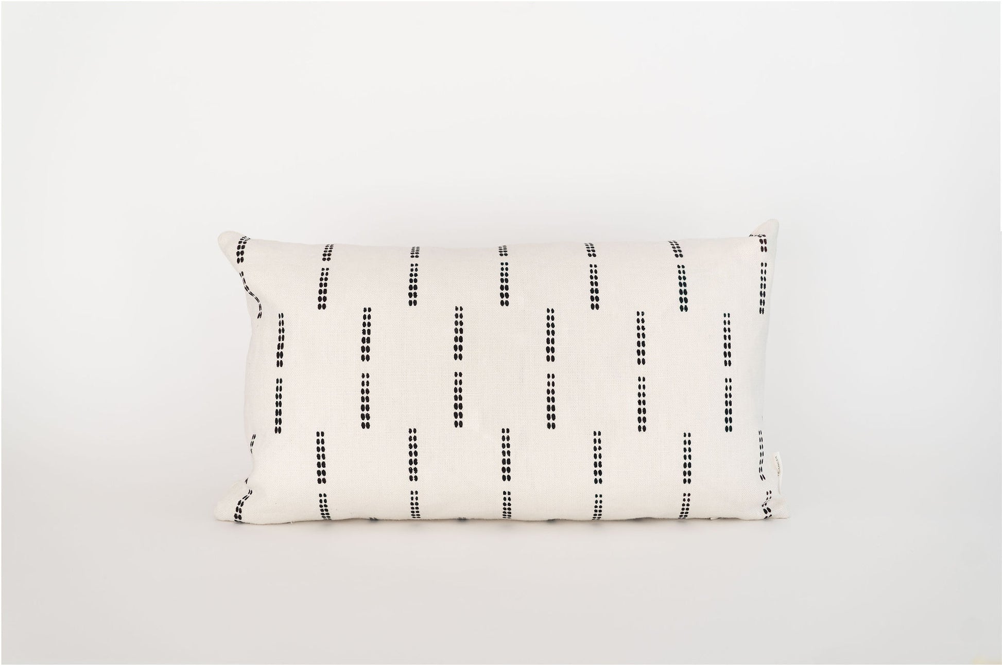 RIVI  PILLOW image 1